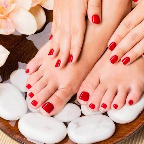 IVY’S NAILS AND SPA